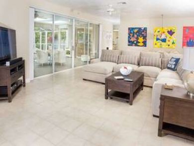 Sanibel Beachfront Vacation Home Stunning Views of The Gulf